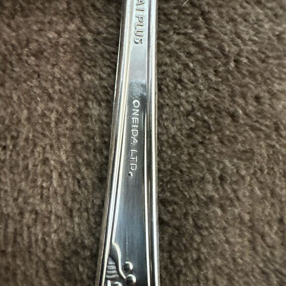 Vtg Wm. A Rogers A1 PLUS Oneida Ltd MEADOWBROOK Replacement Spoons Silver-Plate - Picture 9 of 11